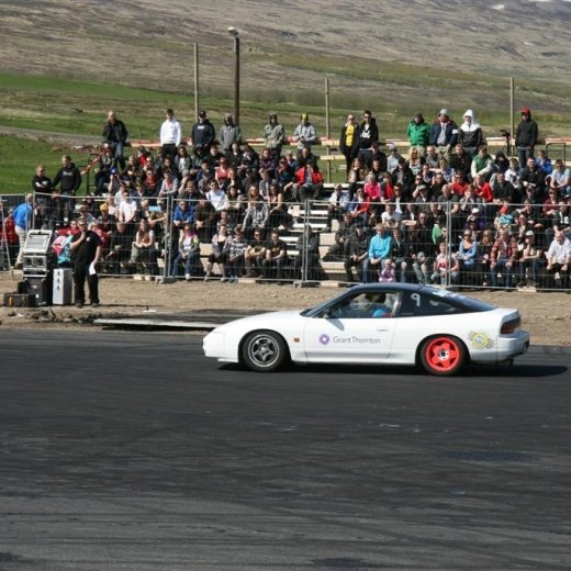 crop-2011_b_ladagar_256__large_