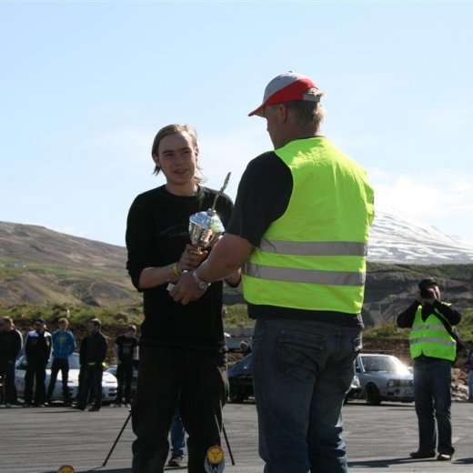 crop-2011_b_ladagar_279__large_