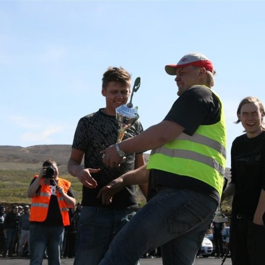 crop-2011_b_ladagar_282__large_