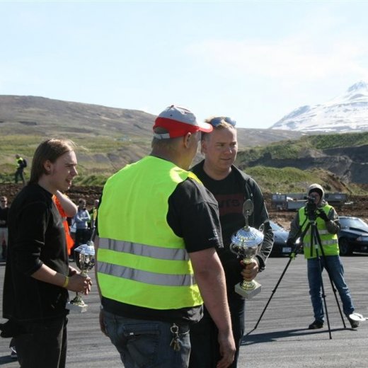 crop-2011_b_ladagar_287__large_