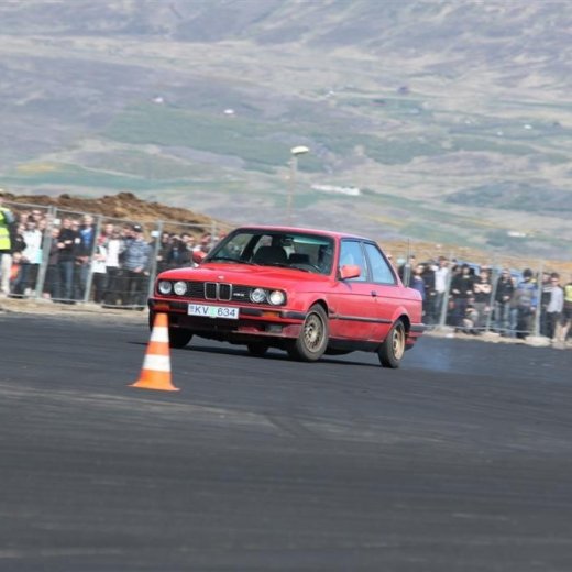 crop-2011_ba_1668__large_