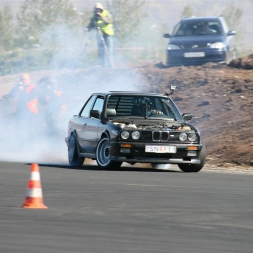 crop-2011_ba_3163__large_