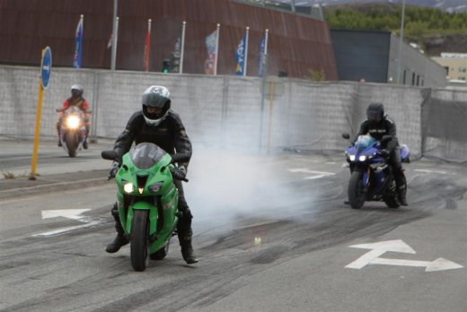 2011_ba_1222__large_