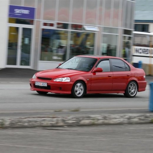 crop-2011_ba_2621__large_