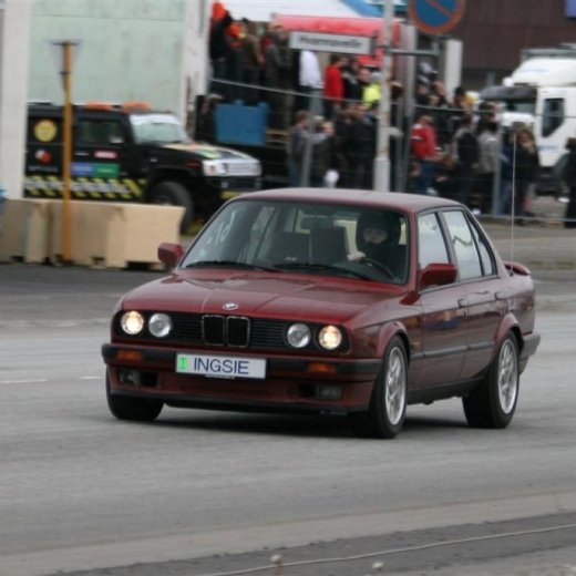 crop-2011_ba_2784__large_