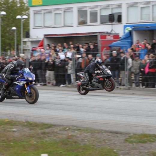 crop-2011_ba_735__large_