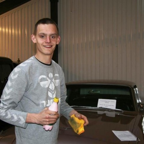 crop-04.05.2011_010__large_