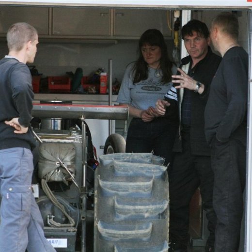 crop-img_9075__large_