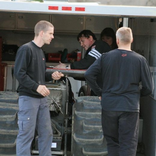 crop-img_9076__large_