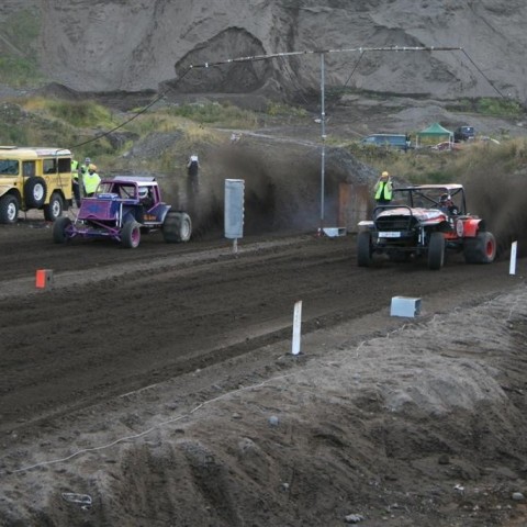 crop-17.09.2011_501__large_