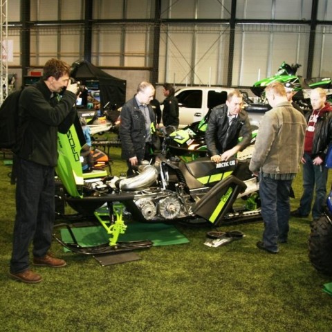 crop-13.02.2011_141__large_