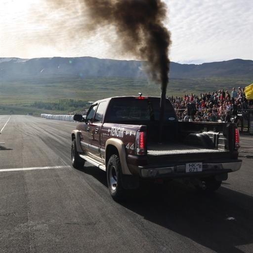 crop-138-img_4884__large_