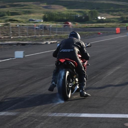 crop-085-img_4383__large_