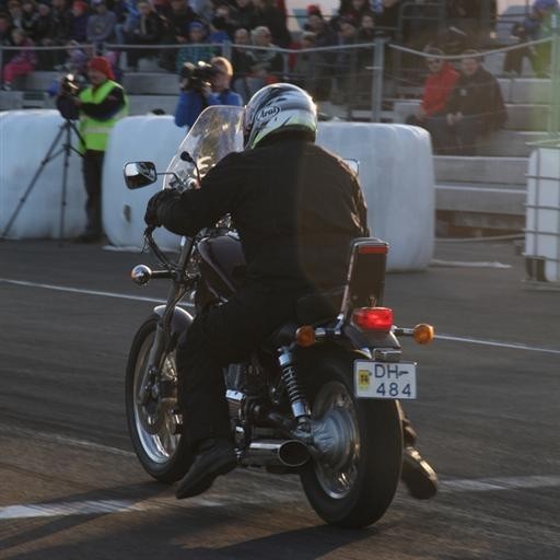 crop-114-img_4421__large_