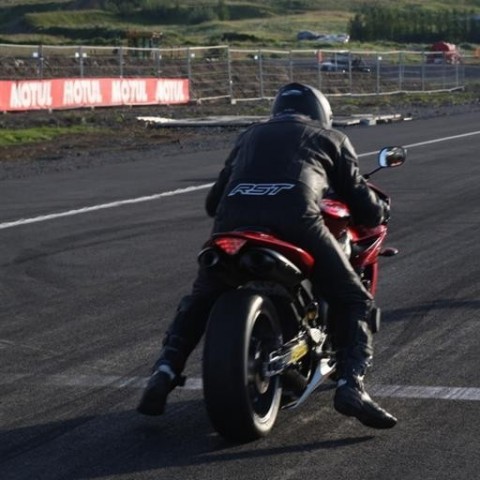 crop-083-img_4381__large_