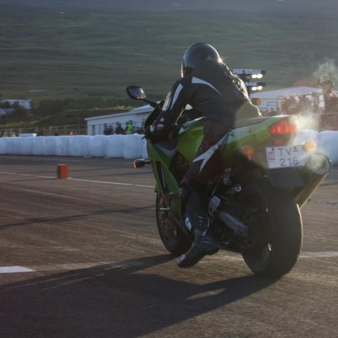 crop-100-img_4403__large_