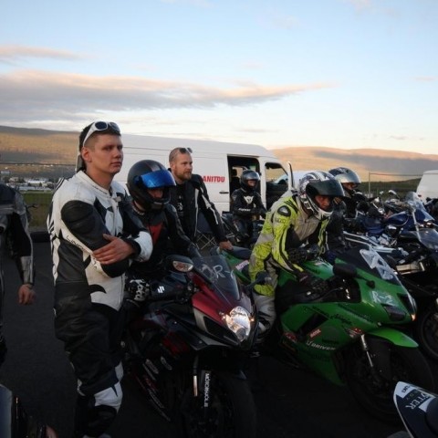 crop-171-img_4496__large_