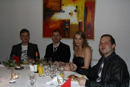 21809_4152429167633_90699806_n