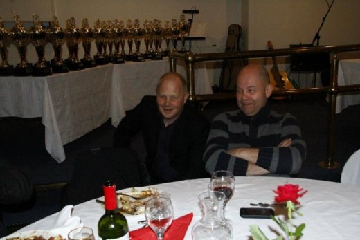 431762_4152501209434_163694752_n