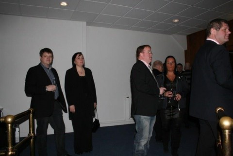 197072_4601690727689_83526889_n