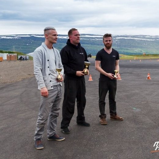 crop-13428510_1626792437635854_5308119024129626405_n-1