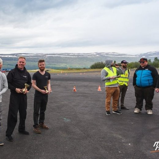 crop-13507101_1626792440969187_7766210076051045922_n