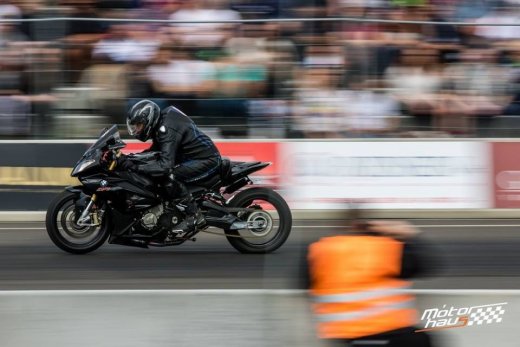 13310461_1626825174299247_1657112166880114864_n