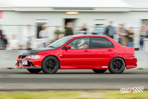 13417679_1626827037632394_7564922445824650426_n