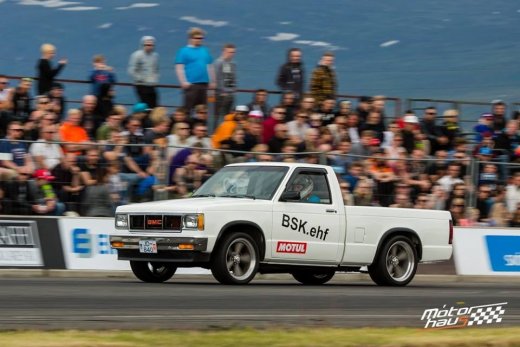 13495222_1626826824299082_2818683652689516781_n