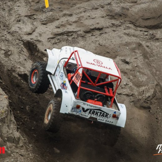 crop-14102871_1656460821335682_444211455588226753_o