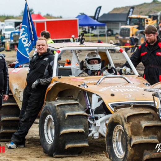 crop-14086272_1656460101335754_2105521764416839836_o