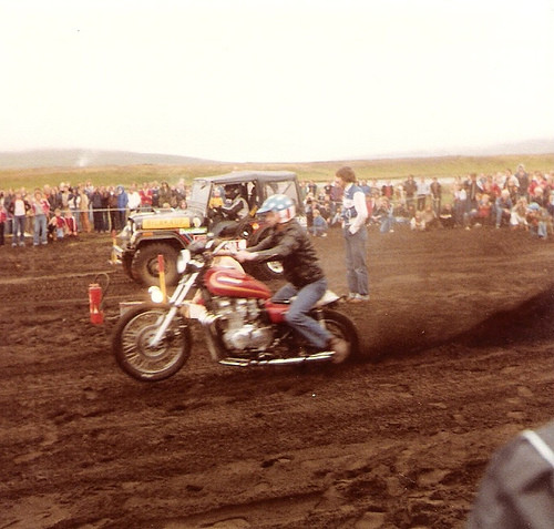 2067618773_06954b1025