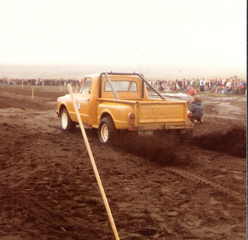 2068419476_684fac6c08