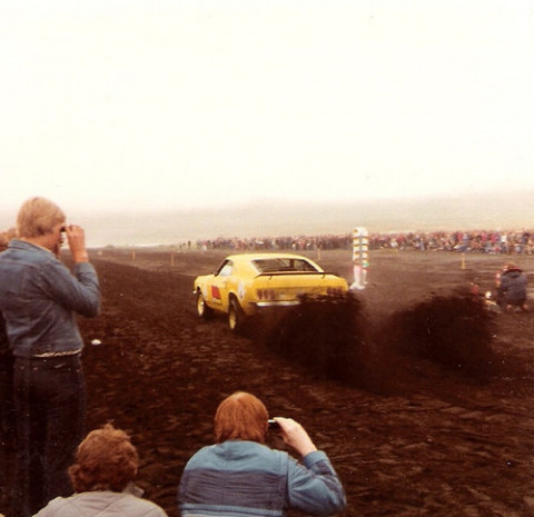 2067623139_68d27acf69