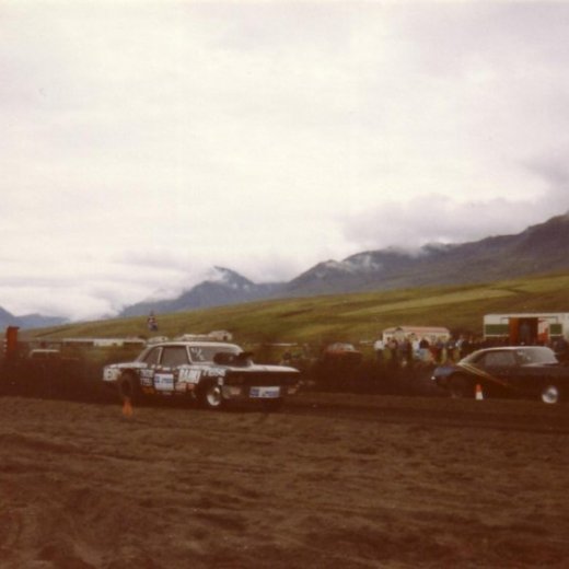 crop-5761387022_a360496270_b