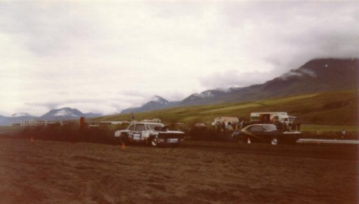 5761387022_a360496270_b